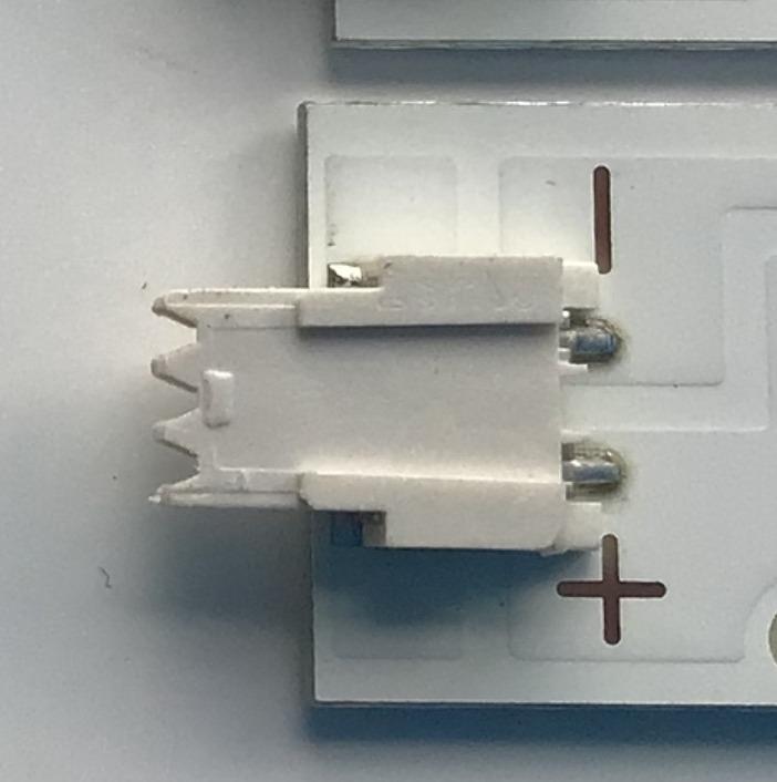 KIT DE LED'S PARA TV JVC ( 10 PZ ) / NUMERO DE PARTE JL.D55091330-140CR-M / 18AE630 / 035-550-3030-N / 018014 / PANEL C140-A550N-N02G / MODELO SI55FS - Imagen 4